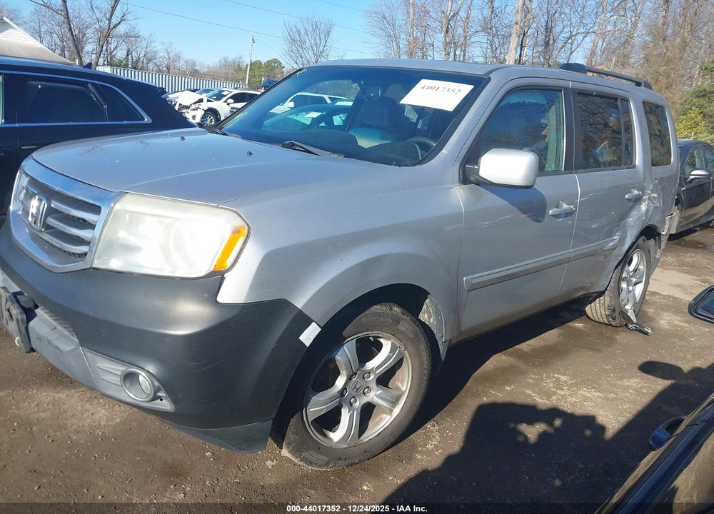 2012 HONDA PILOT EX-L VIN: 5FNYF4H51CB049285