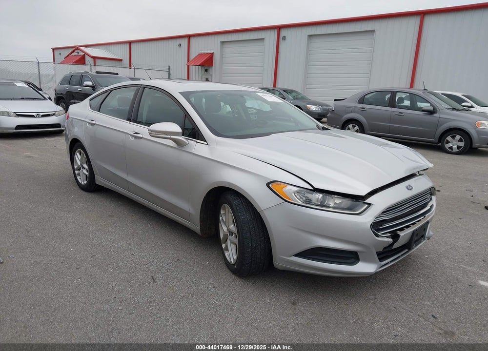 2015 FORD FUSION SE VIN: 1FA6P0H72F5103784