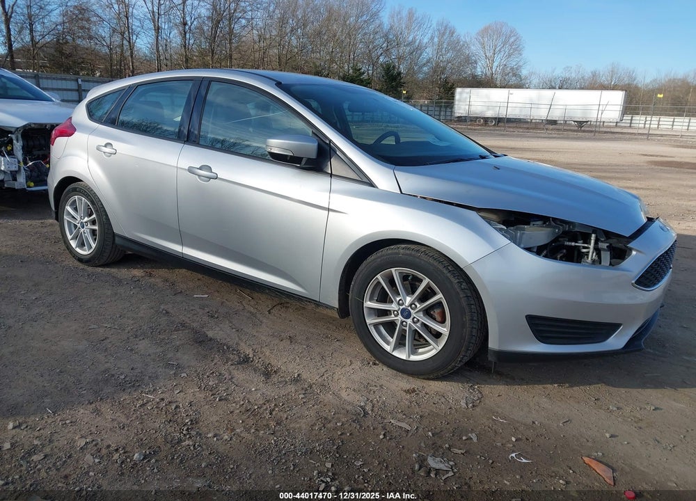 2017 FORD FOCUS SE VIN: 1FADP3K25HL302929