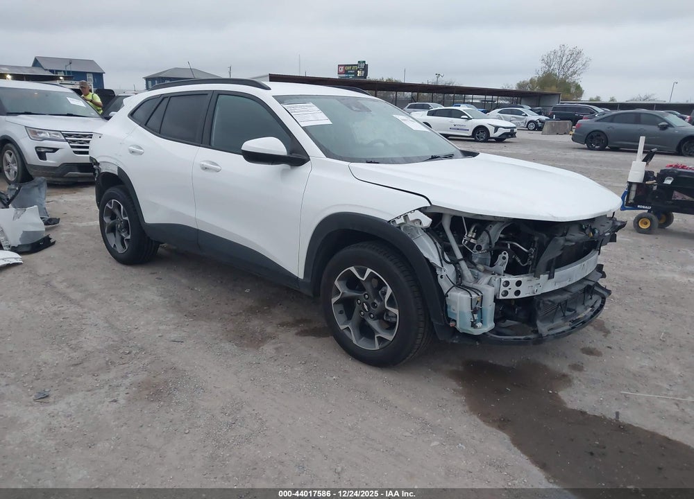 2024 CHEVROLET TRAX FWD LT VIN: KL77LHE28RC064195