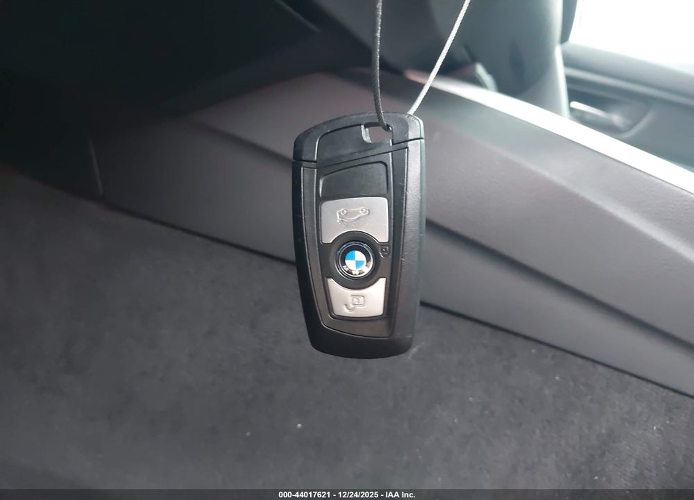 2014 BMW 328I XDRIVE VIN: WBA3B3G58ENR82300