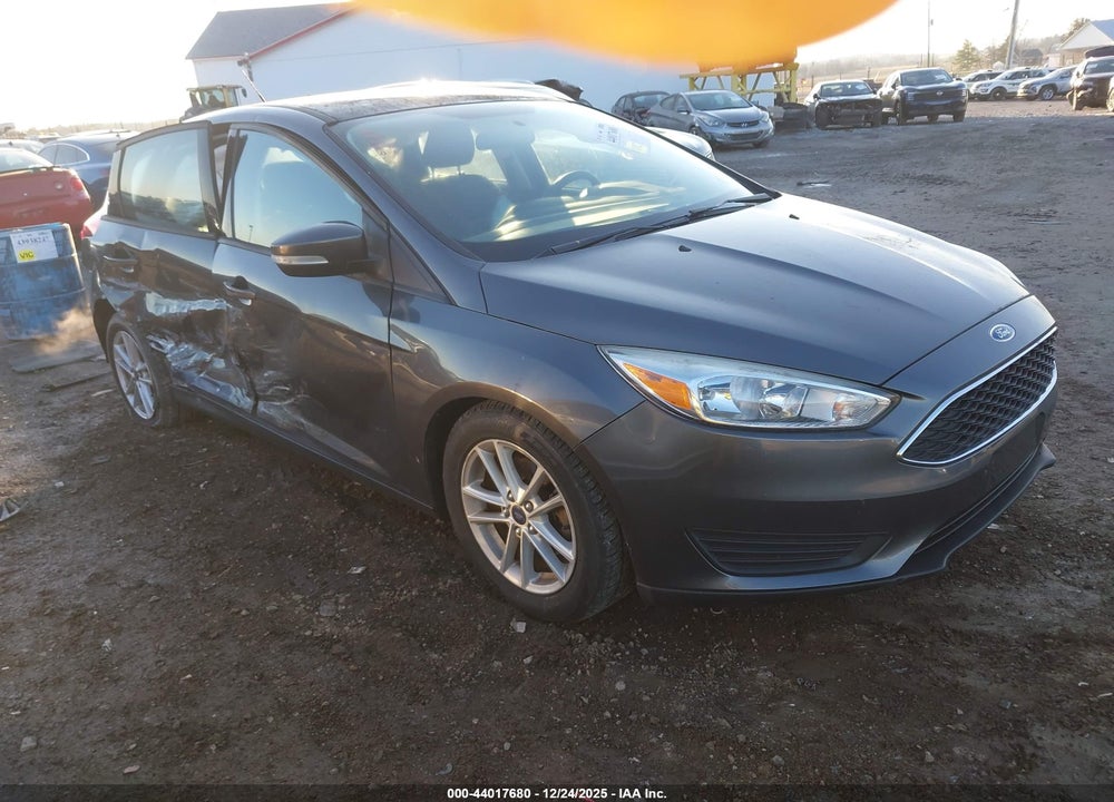 2017 FORD FOCUS SE VIN: 1FADP3K26HL251165