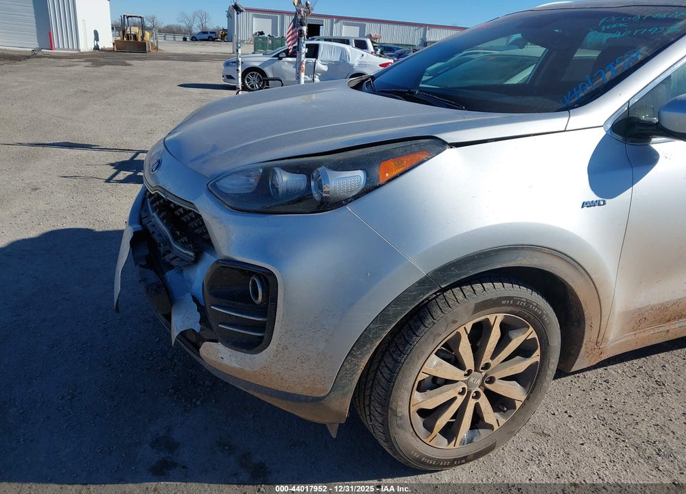 2017 KIA SPORTAGE EX VIN: KNDPNCAC8H7078815