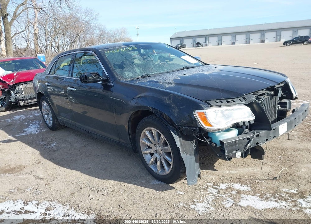 2013 CHRYSLER 300C VIN: 2C3CCAETXDH665331