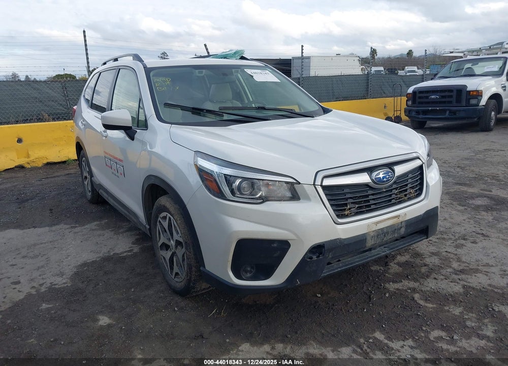 2019 SUBARU FORESTER PREMIUM VIN: JF2SKAGC9KH539926