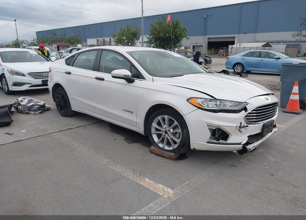 2019 FORD FUSION HYBRID SE VIN: 3FA6P0LU5KR175518