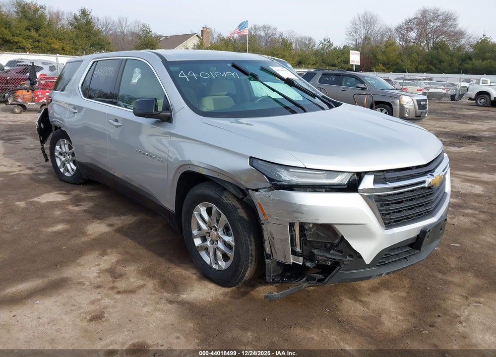 2022 CHEVROLET TRAVERSE FWD LS VIN: 1GNERFKW7NJ137591