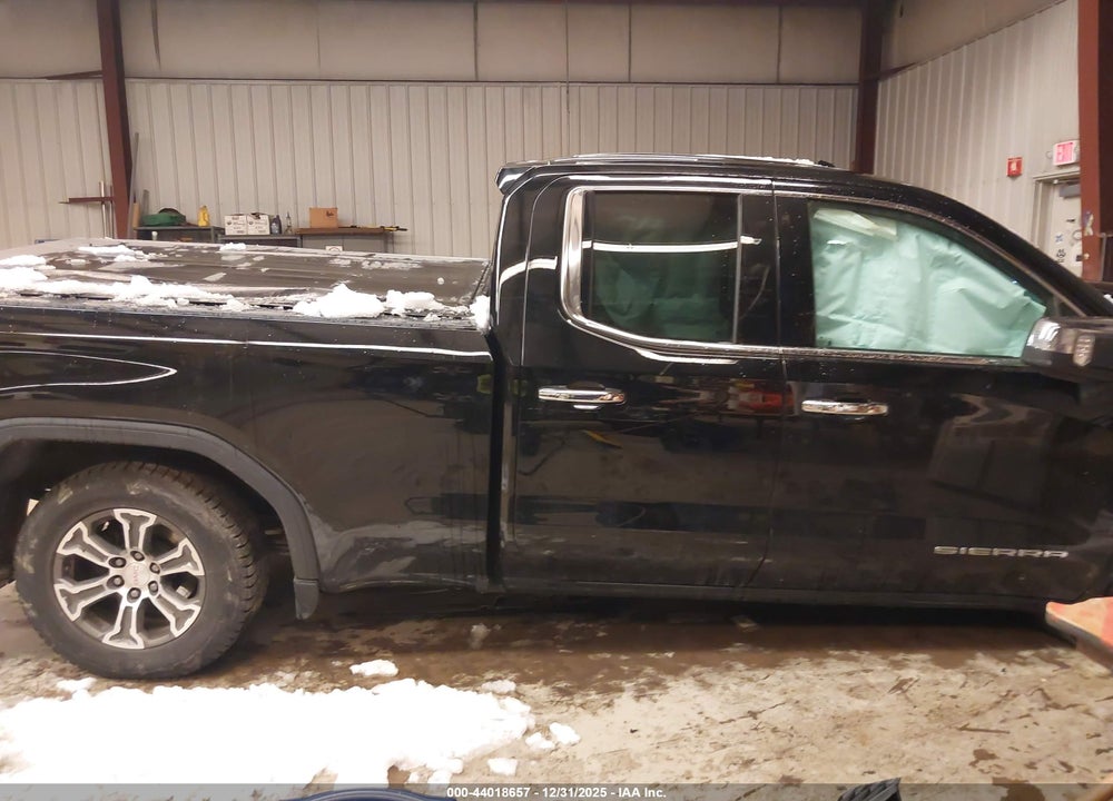 2019 GMC SIERRA 1500 SLT VIN: 1GTR9DED7KZ342575