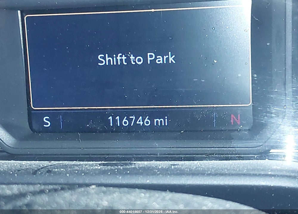 2019 GMC SIERRA 1500 SLT VIN: 1GTR9DED7KZ342575