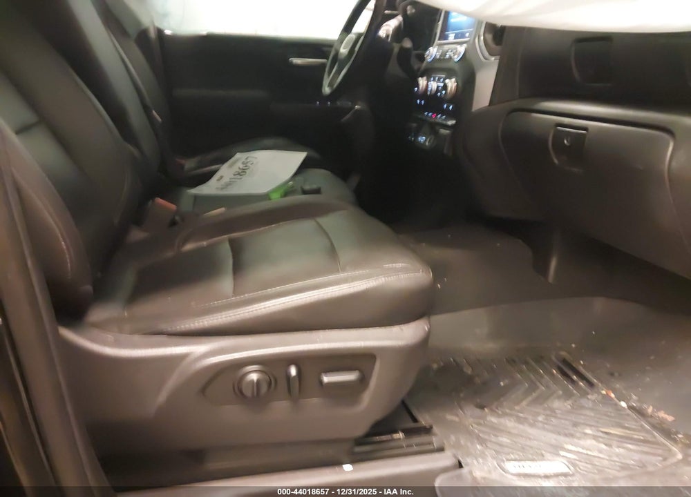 2019 GMC SIERRA 1500 SLT VIN: 1GTR9DED7KZ342575