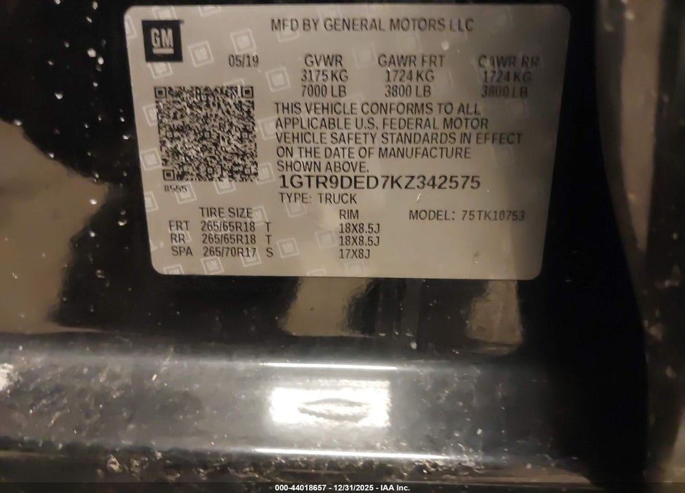 2019 GMC SIERRA 1500 SLT VIN: 1GTR9DED7KZ342575