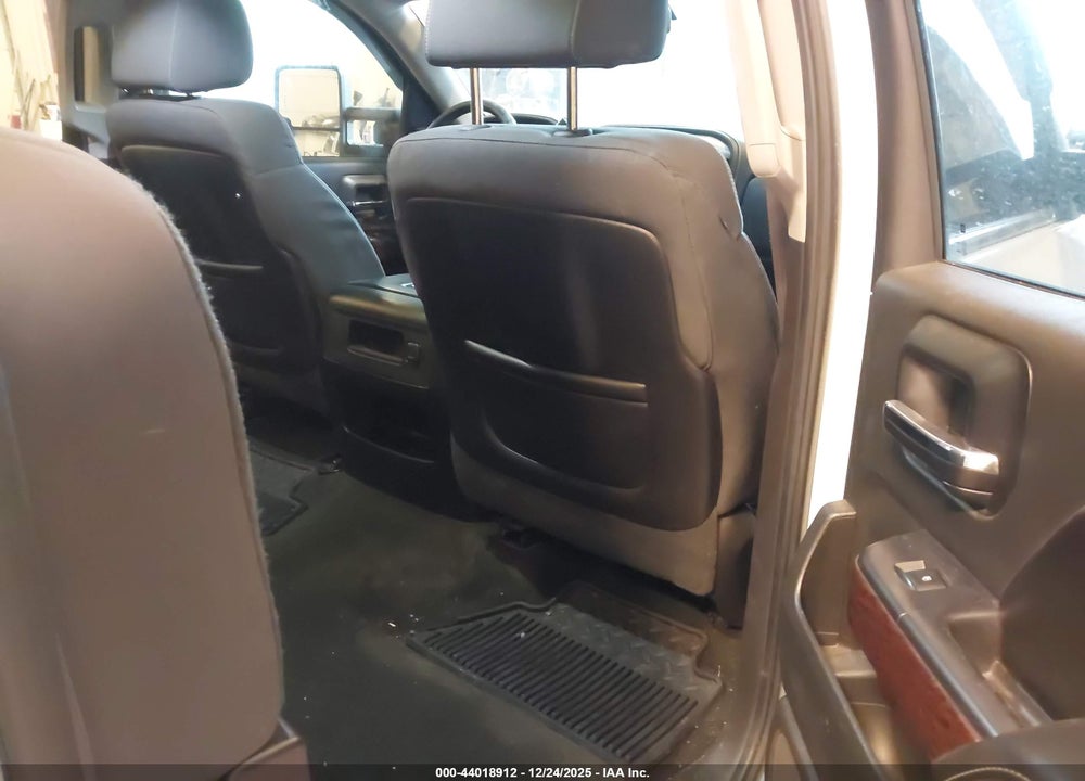 2015 GMC SIERRA 1500 SLE VIN: 3GTU2UEC7FG169295