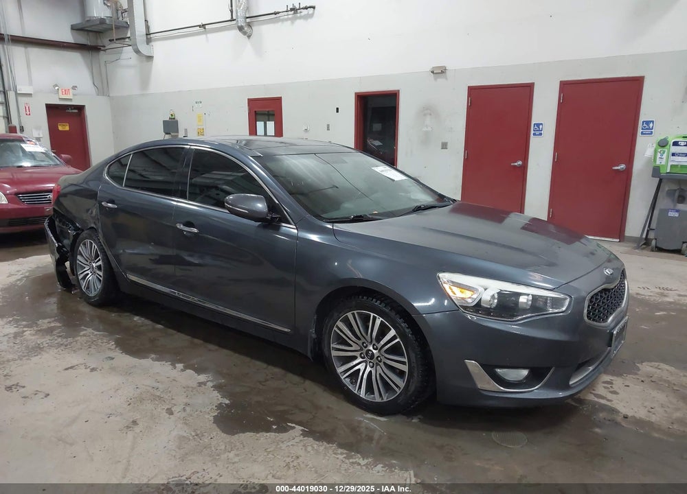 2015 KIA CADENZA PREMIUM VIN: KNALN4D7XF5195501