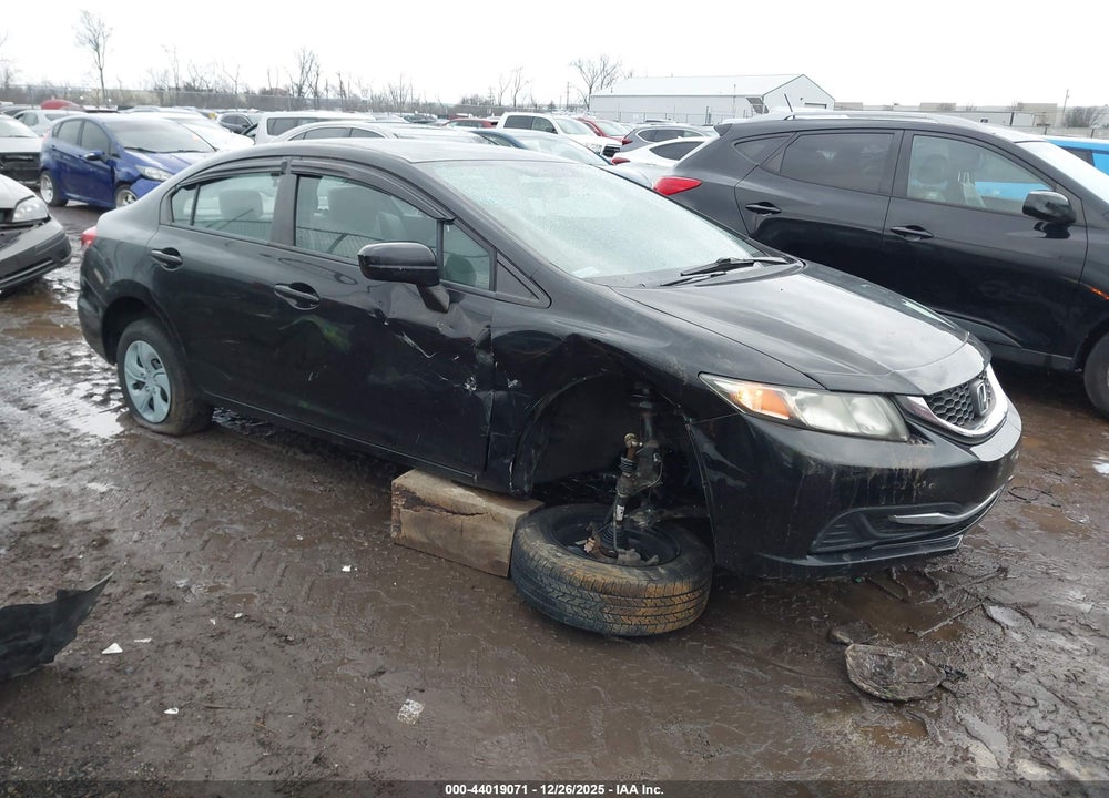 2014 HONDA CIVIC LX VIN: 19XFB2F53EE000401