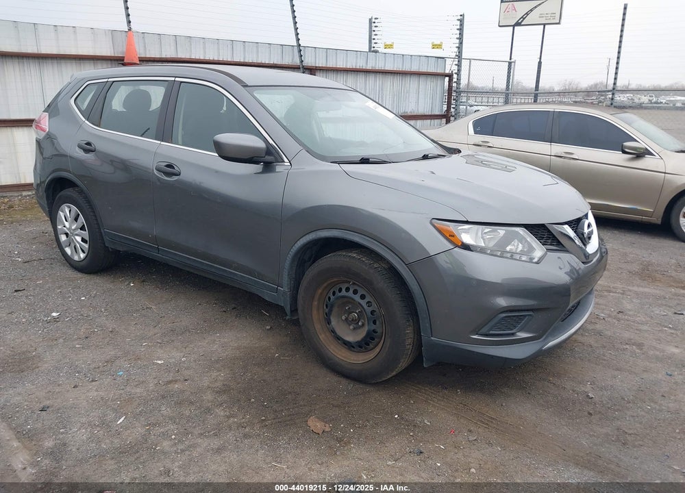 2016 NISSAN ROGUE S VIN: JN8AT2MT8GW015711