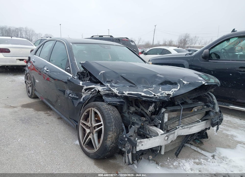 2012 MERCEDES-BENZ C 63 AMG VIN: WDDGF7HB1CA689580