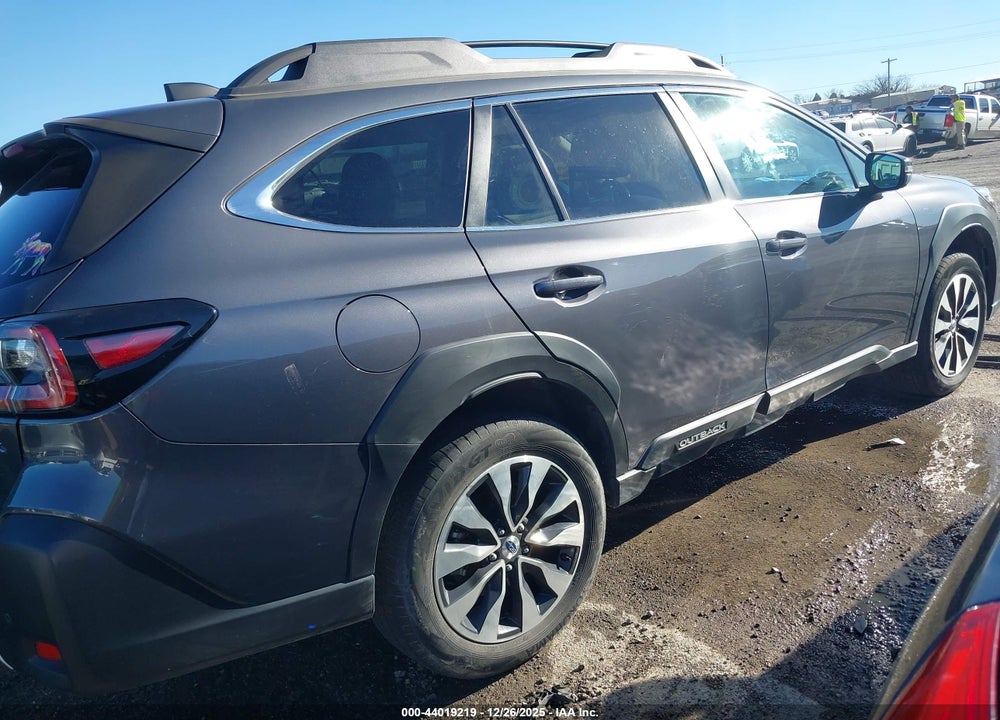 2024 SUBARU OUTBACK LIMITED VIN: 4S4BTANCXR3203588