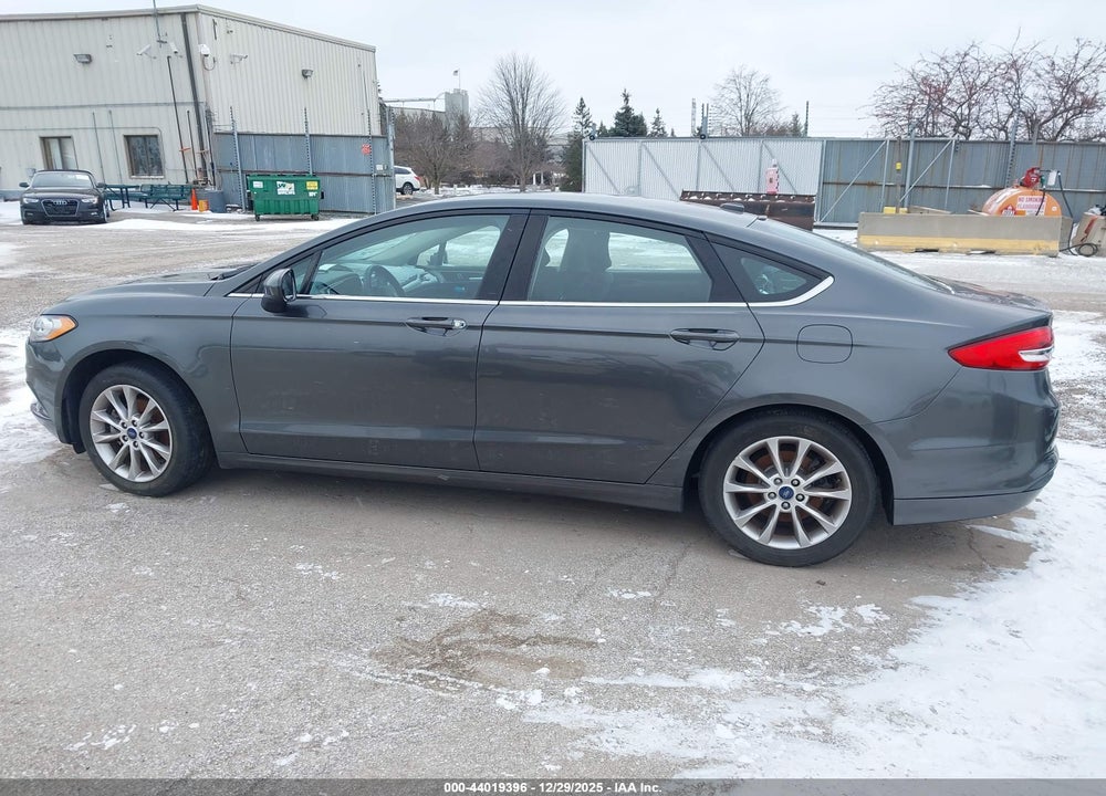 2017 FORD FUSION SE VIN: 3FA6P0HD8HR354640