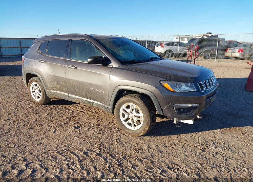 2018 JEEP COMPASS SPORT FWD VIN: 3C4NJCAB2JT411702