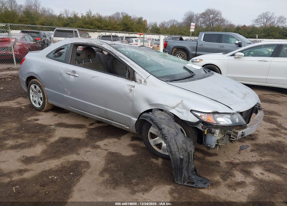 2010 HONDA CIVIC LX VIN: 2HGFG1B62AH510653