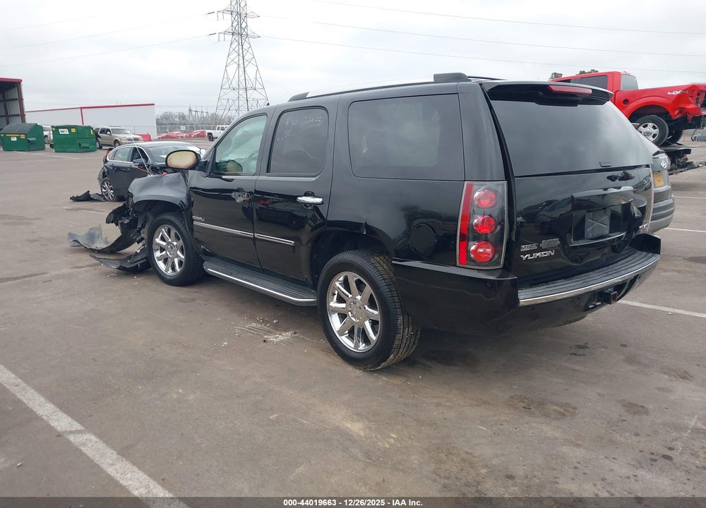2010 GMC YUKON DENALI VIN: 1GKUCEEF3AR242012