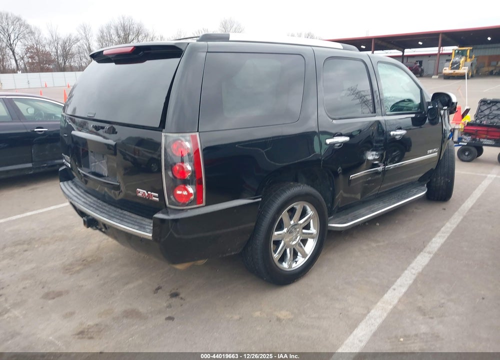 2010 GMC YUKON DENALI VIN: 1GKUCEEF3AR242012