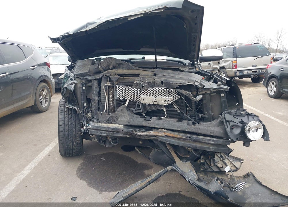 2010 GMC YUKON DENALI VIN: 1GKUCEEF3AR242012