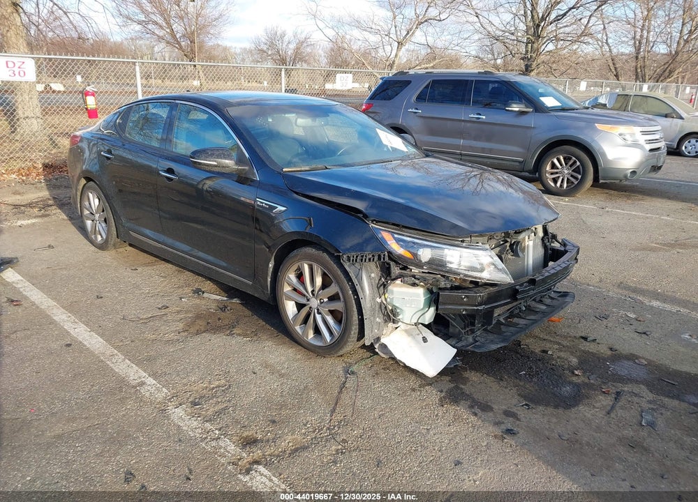 2015 KIA OPTIMA SXL TURBO VIN: 5XXGR4A66FG409660