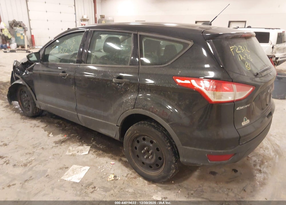 2013 FORD ESCAPE S VIN: 1FMCU0F77DUA99836