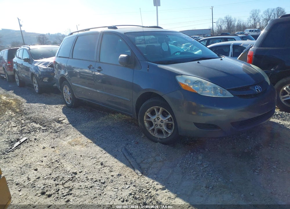 2006 TOYOTA SIENNA LE VIN: 5TDBA23C06S063922