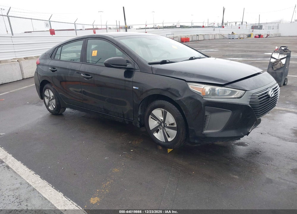 2017 HYUNDAI IONIQ HYBRID BLUE VIN: KMHC65LC6HU038881