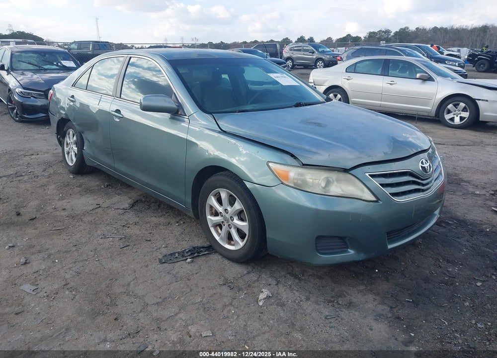 2011 TOYOTA CAMRY LE VIN: 4T1BF3EK8BU743810