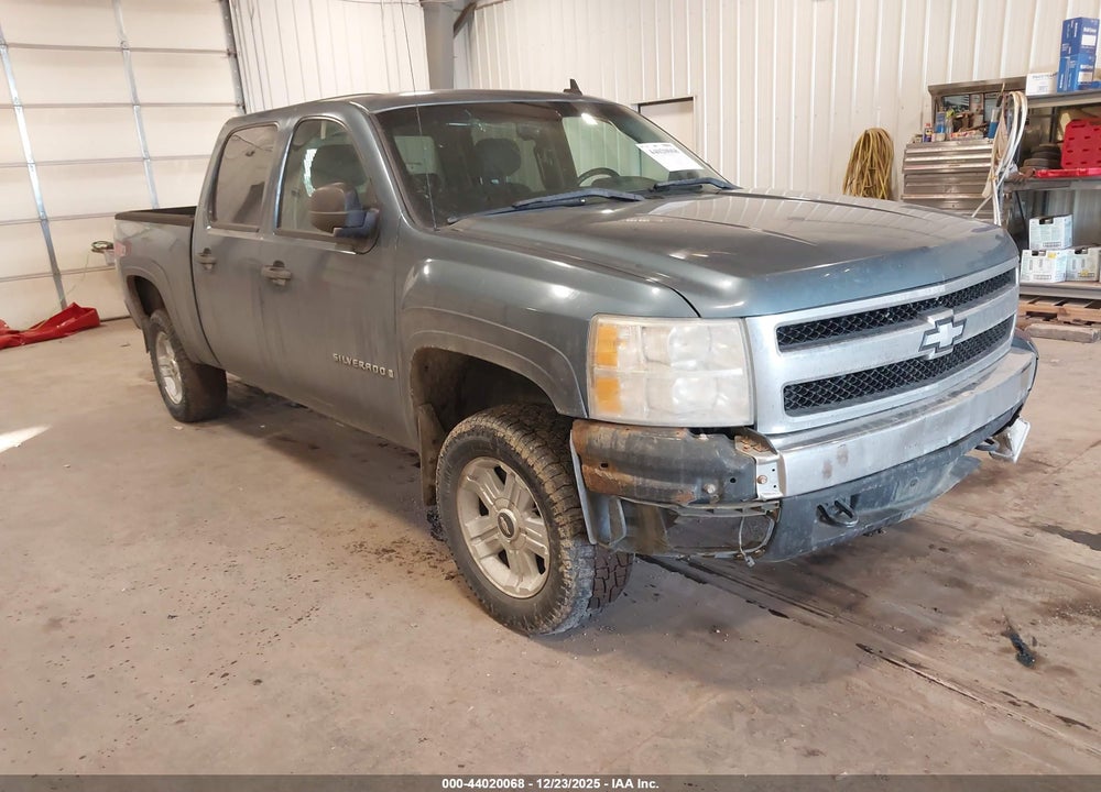 2007 CHEVROLET SILVERADO 1500 LT1 VIN: 2GCEK13M171698508