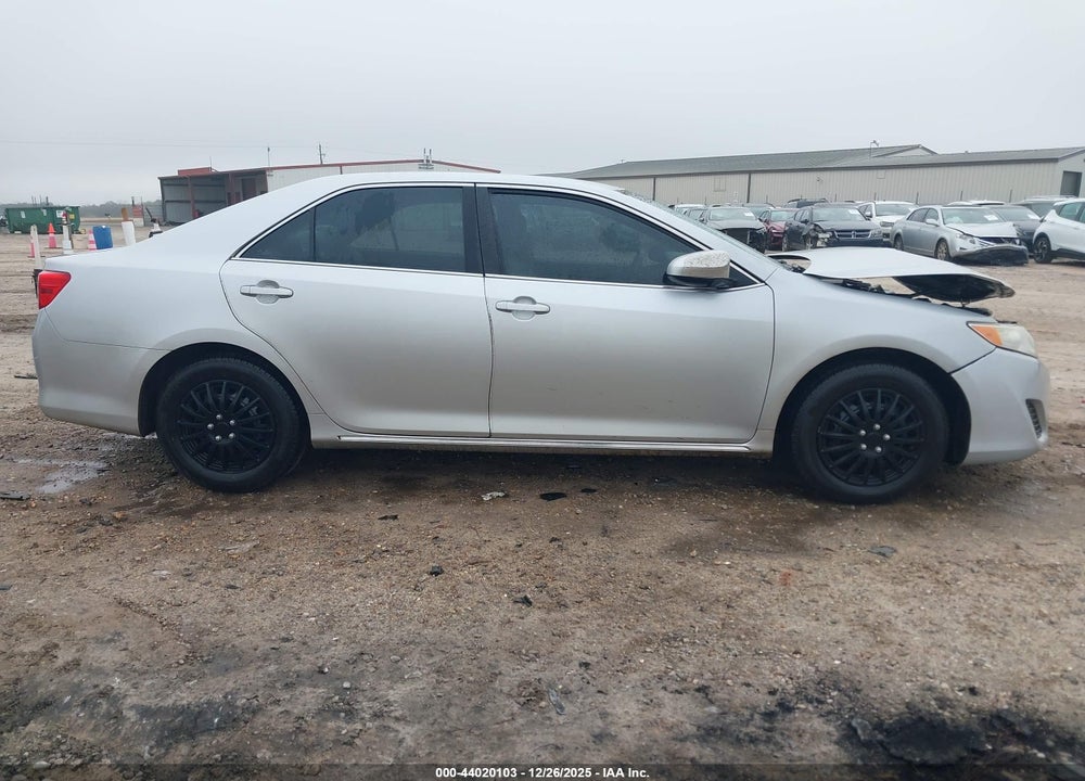 2014 TOYOTA CAMRY LE VIN: 4T4BF1FK0ER421188