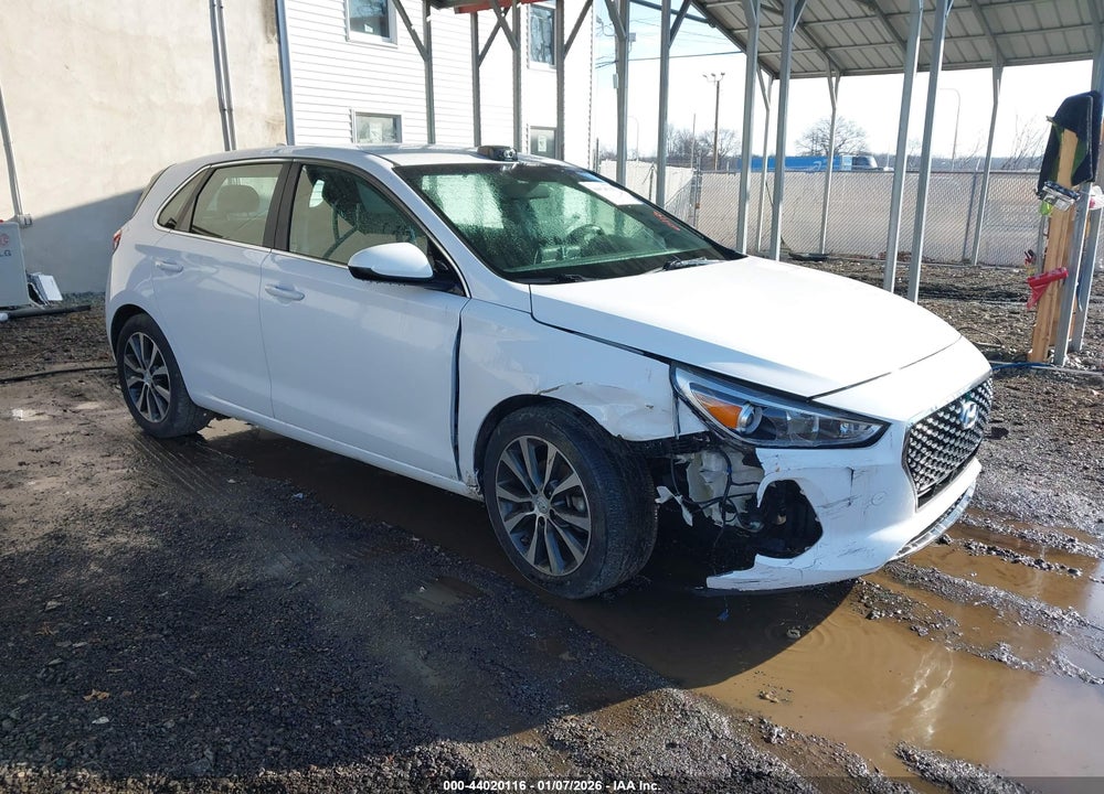 2018 HYUNDAI ELANTRA GT VIN: KMHH35LE3JU039346
