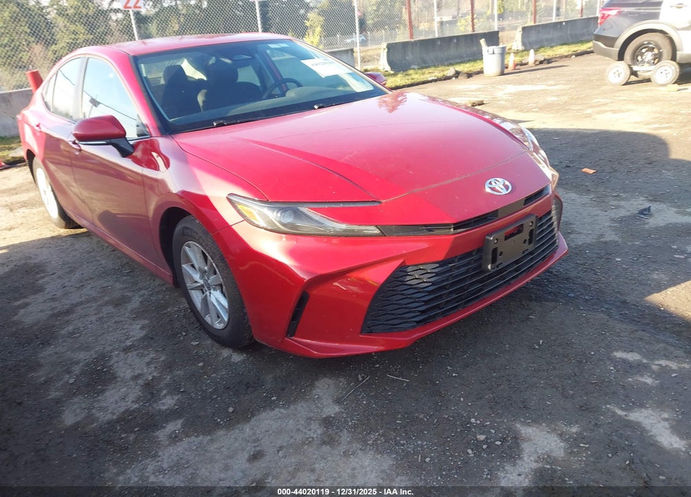 2025 TOYOTA CAMRY LE VIN: 4T1DAACK7SU143942