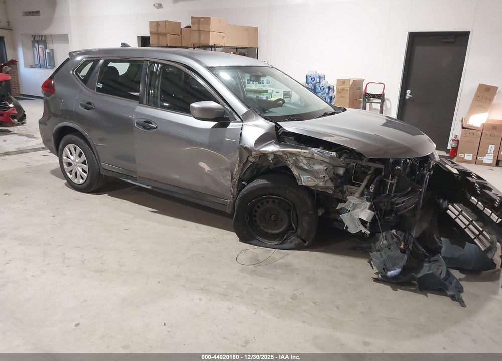 2018 NISSAN ROGUE S VIN: KNMAT2MVXJP532281