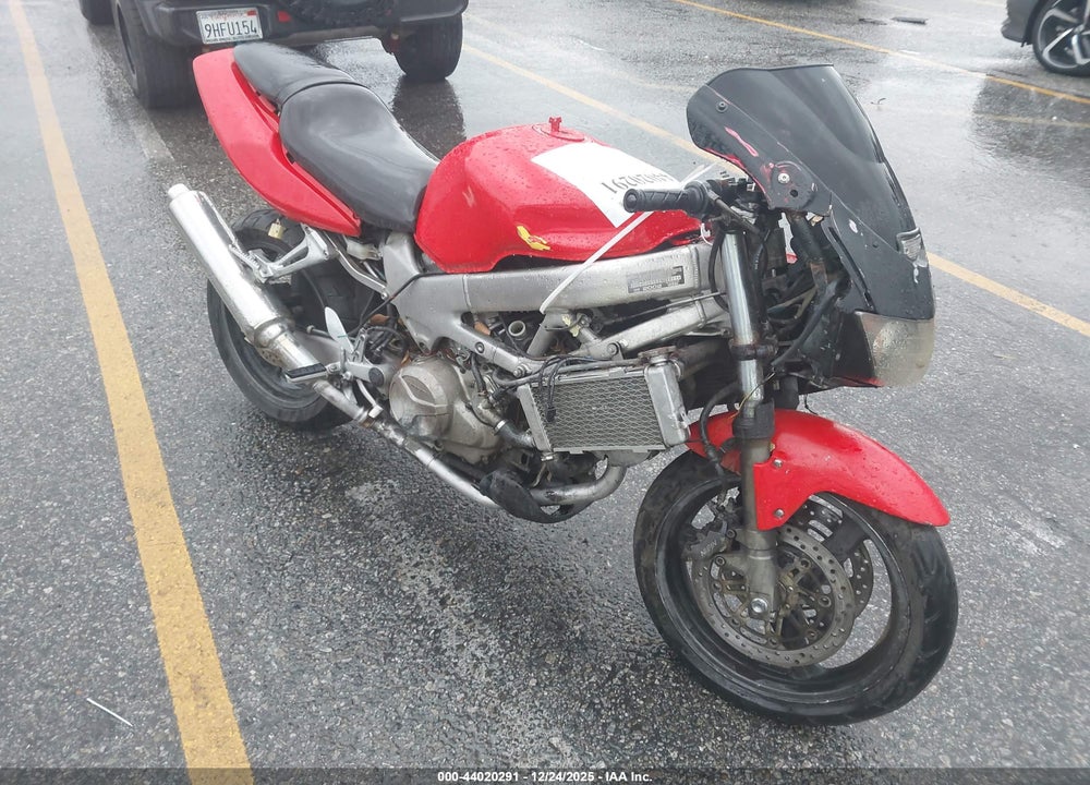 2002 HONDA VTR1000 F VIN: JH2SC36122M400114