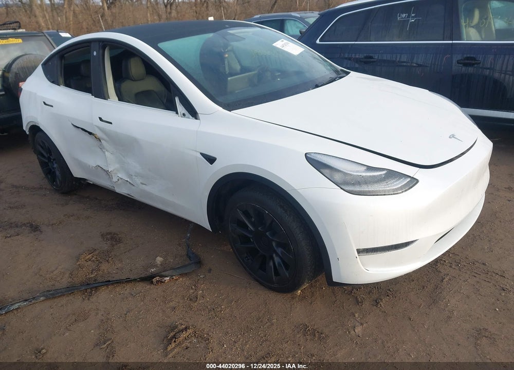 2023 TESLA MODEL Y AWD/LONG RANGE DUAL MOTOR ALL-WHEEL DRIVE VIN: 7SAYGDEE3PA125693