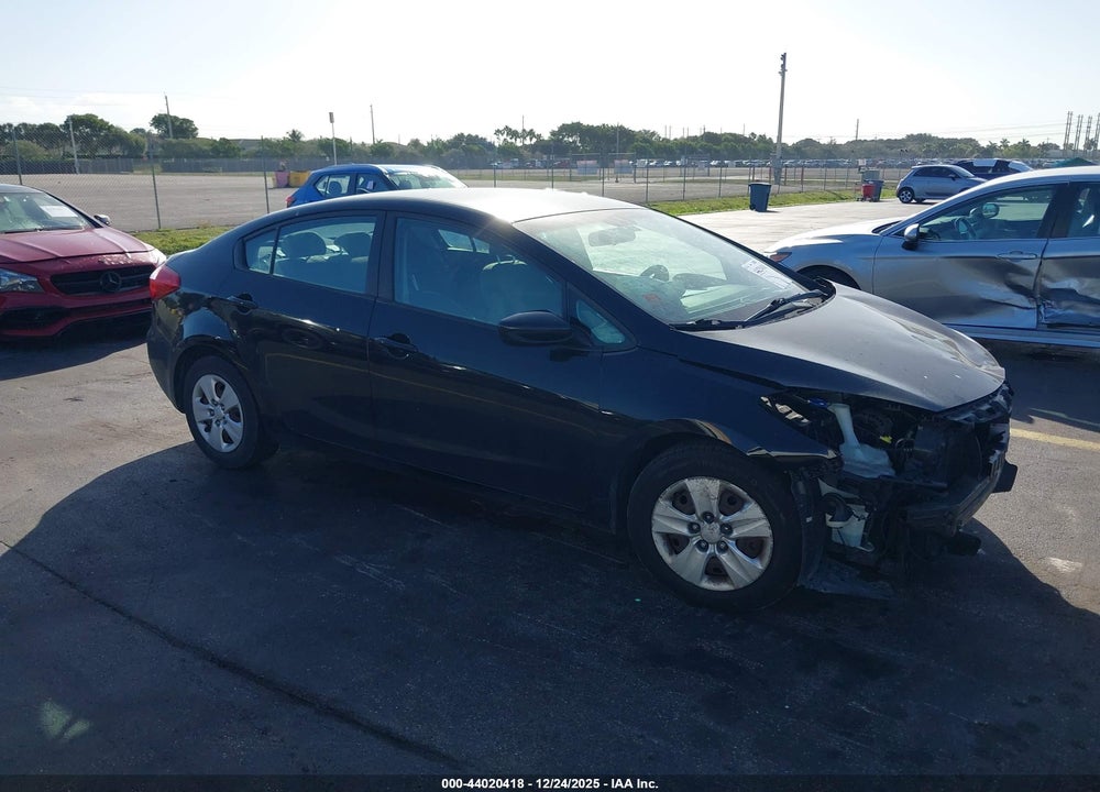 2016 KIA FORTE LX VIN: KNAFK4A61G5517820