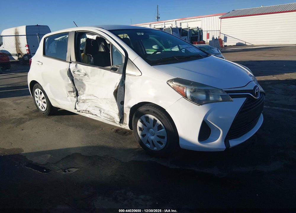 2015 TOYOTA YARIS L VIN: VNKKTUD38FA038176