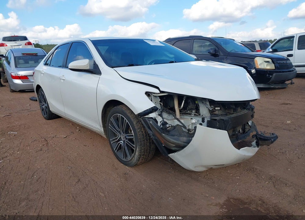 2016 TOYOTA CAMRY SE VIN: 4T1BF1FK9GU173889