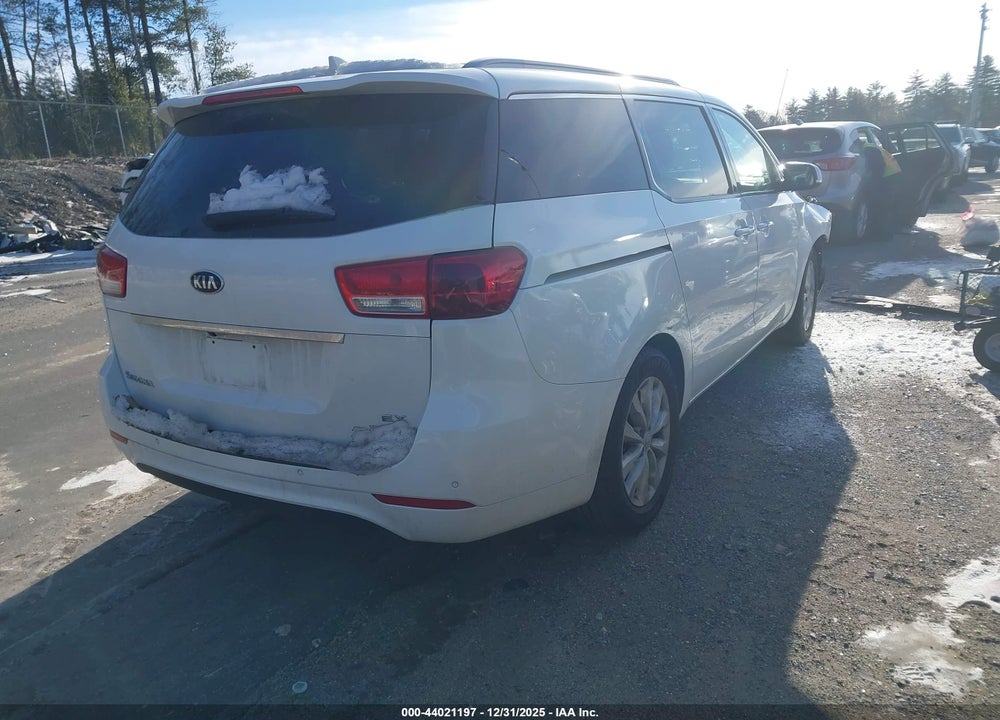 2016 KIA SEDONA EX VIN: KNDMC5C19G6135303