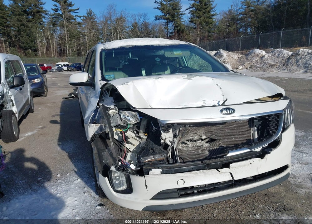 2016 KIA SEDONA EX VIN: KNDMC5C19G6135303