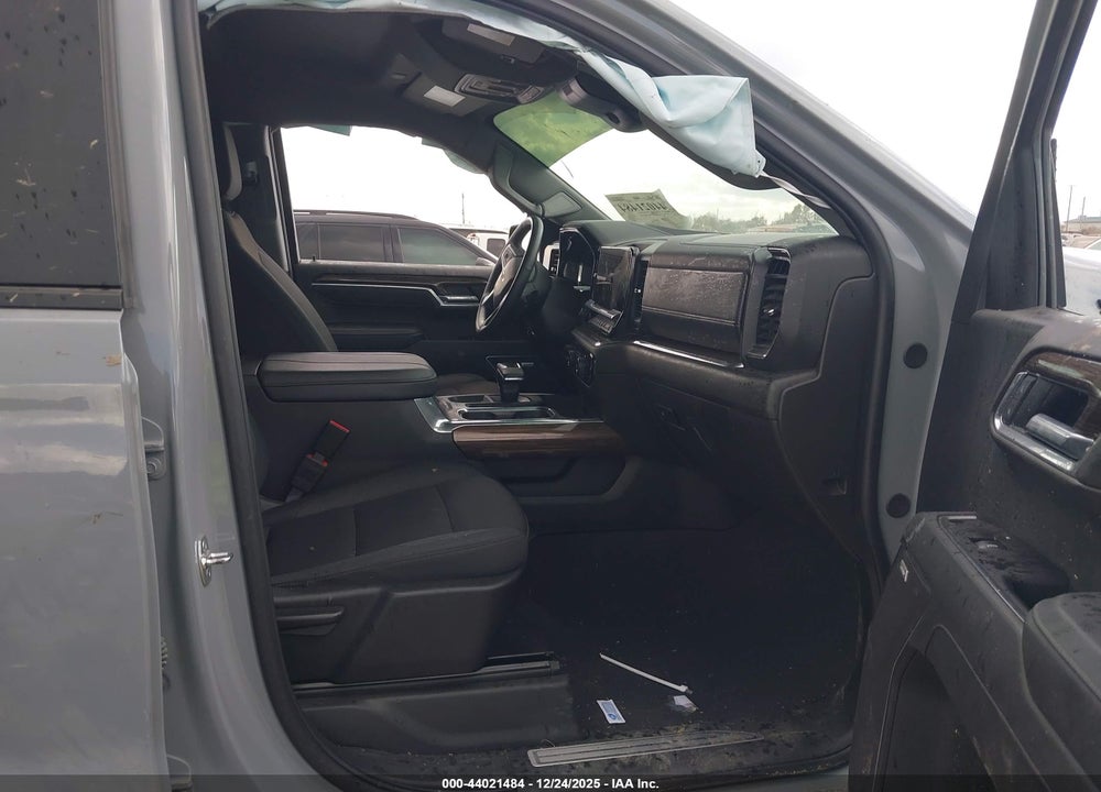 2025 CHEVROLET SILVERADO 1500 4WD  SHORT BED RST VIN: 2GCUKEED3S1141284