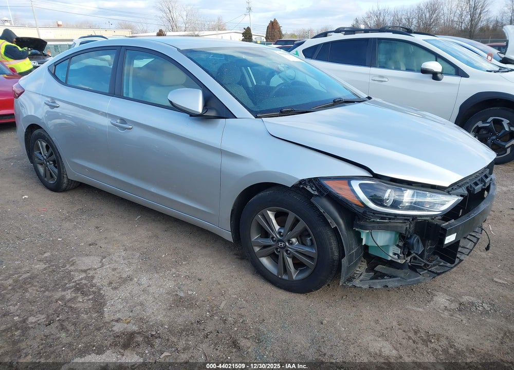 2018 HYUNDAI ELANTRA SEL VIN: 5NPD84LF3JH397175