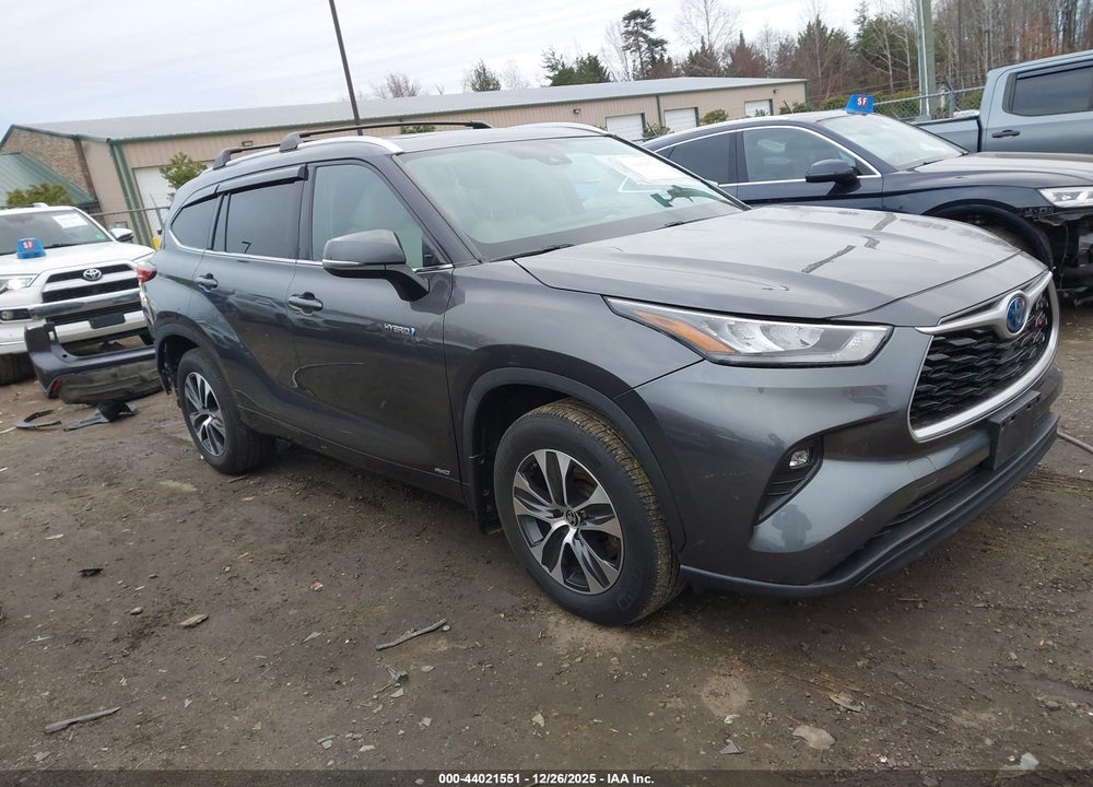 2020 TOYOTA HIGHLANDER HYBRID XLE VIN: 5TDGBRCHXLS507200