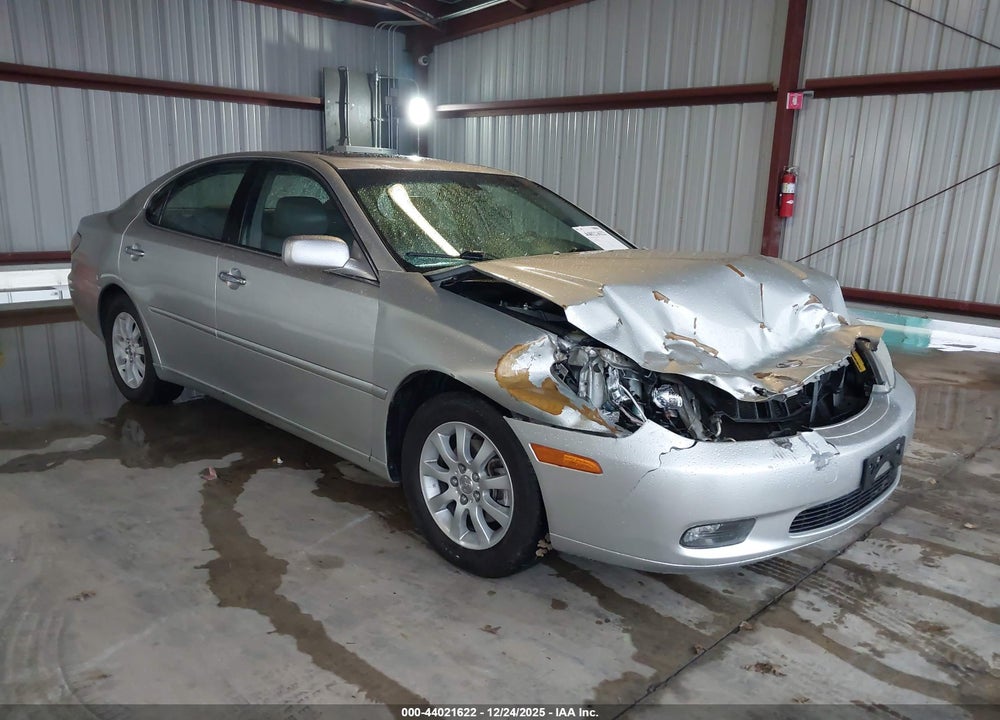 2003 LEXUS ES 300 VIN: JTHBF30G636016631