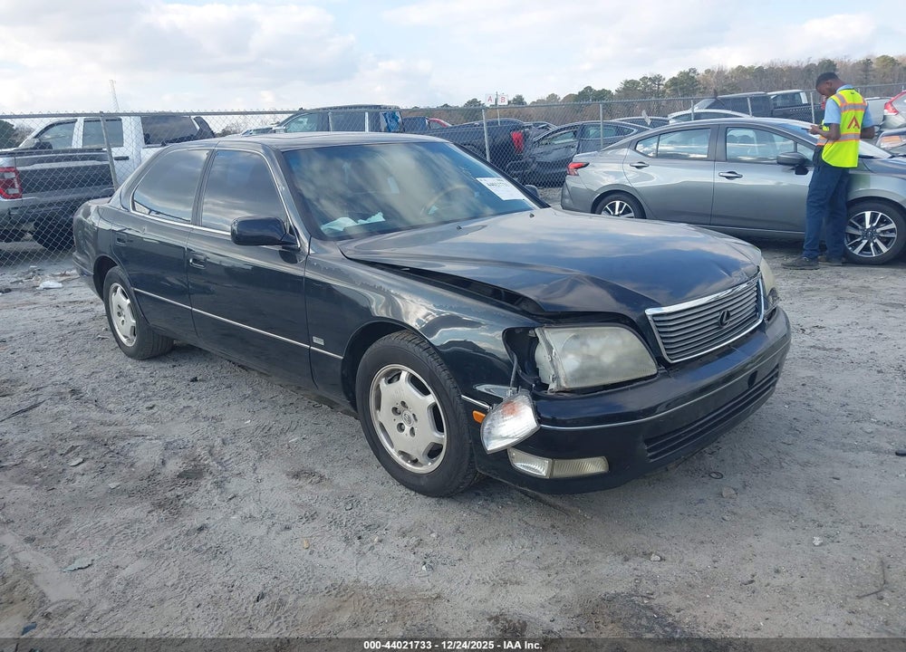 2000 LEXUS LS 400 VIN: JT8BH28F8Y0179727