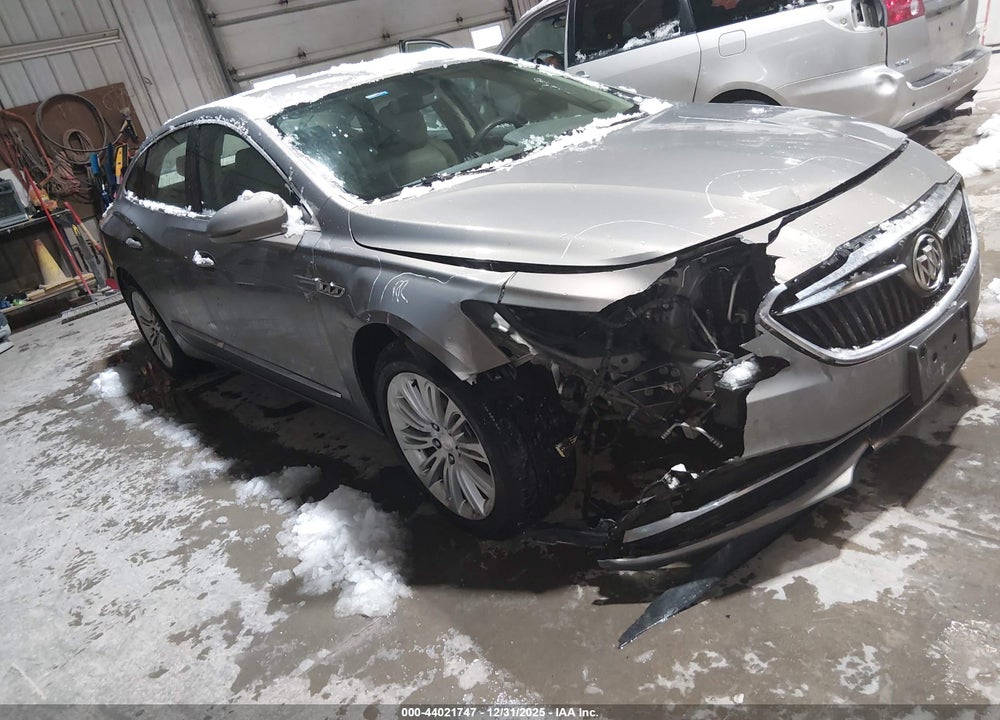 2018 BUICK LACROSSE ESSENCE VIN: 1G4ZP5SZ1JU115563